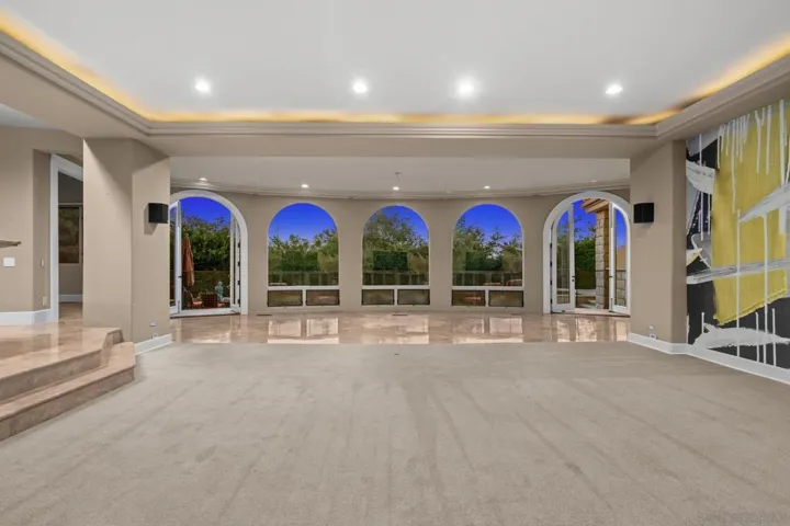 6625 Muirlands Dr, La Jolla, California 92037