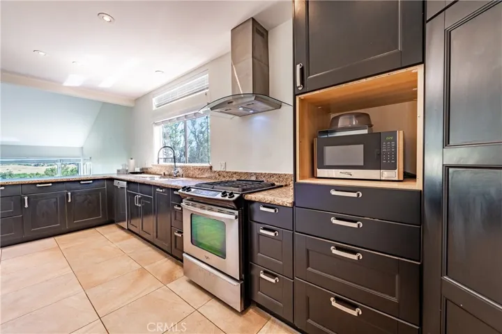 8665 Valley Circle Boulevard, West Hills, California 91304