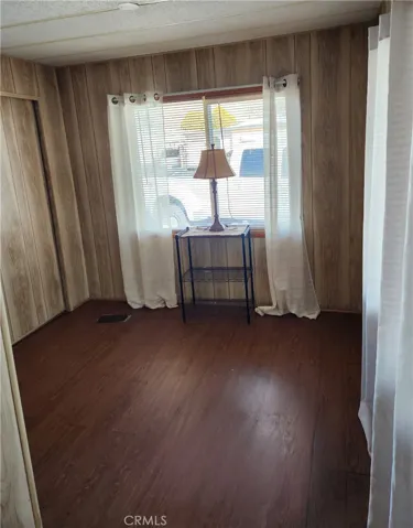 Guest/Hobby room