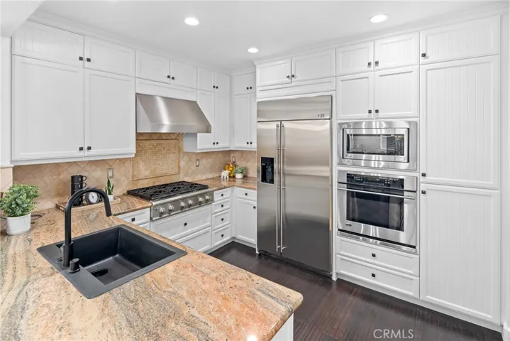 2301 Orange Avenue, Costa Mesa, California 92627