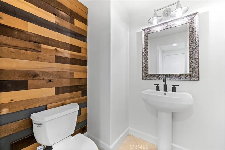 2301 Orange Avenue, Costa Mesa, California 92627