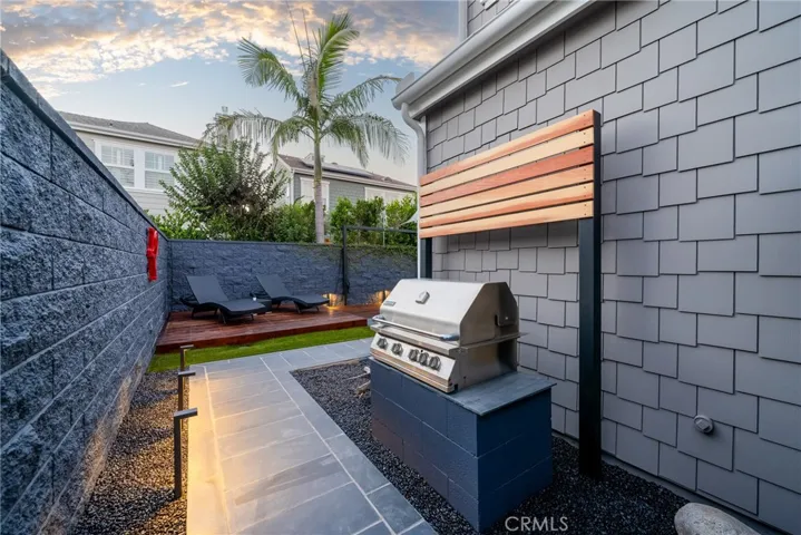 2301 Orange Avenue, Costa Mesa, California 92627