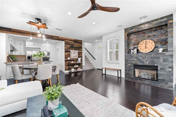 2301 Orange Avenue, Costa Mesa, California 92627