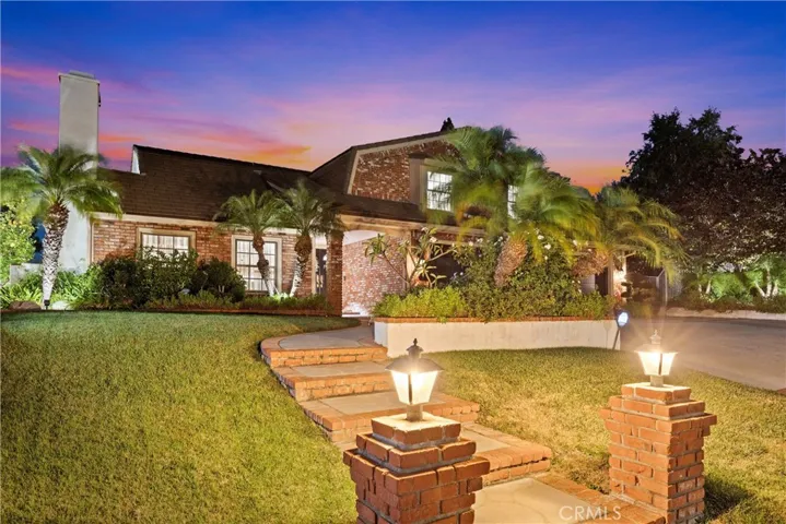 780 S Goldfinch Way, Anaheim Hills, California 92807