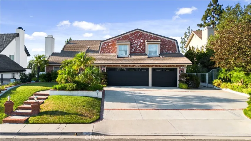 780 S Goldfinch Way, Anaheim Hills, California 92807