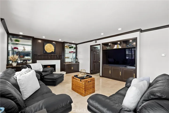 780 S Goldfinch Way, Anaheim Hills, California 92807