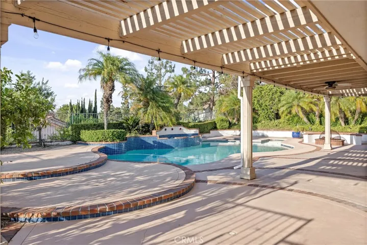 780 S Goldfinch Way, Anaheim Hills, California 92807
