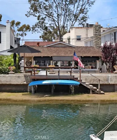 225 Grand Canal, Newport Beach, California 92662