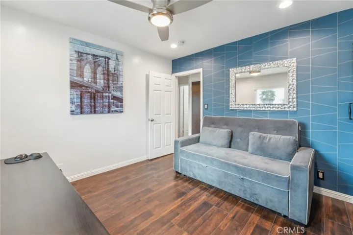 4413 Gardenia Avenue, Long Beach, California 90807
