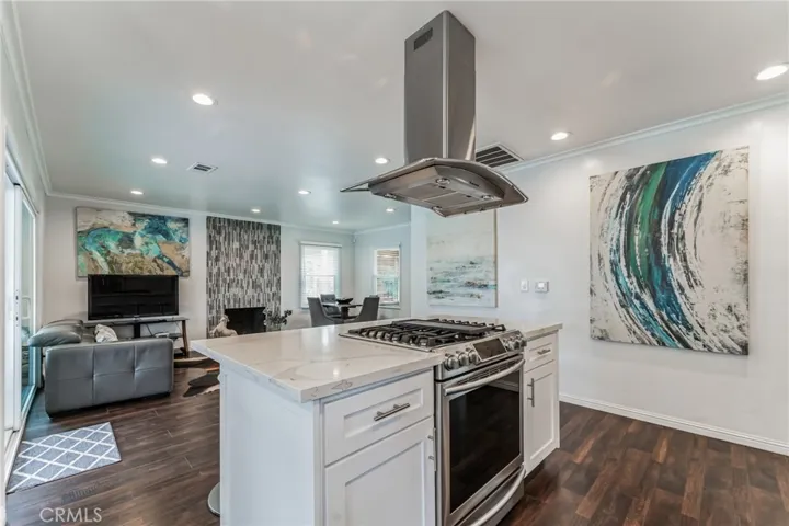 4413 Gardenia Avenue, Long Beach, California 90807