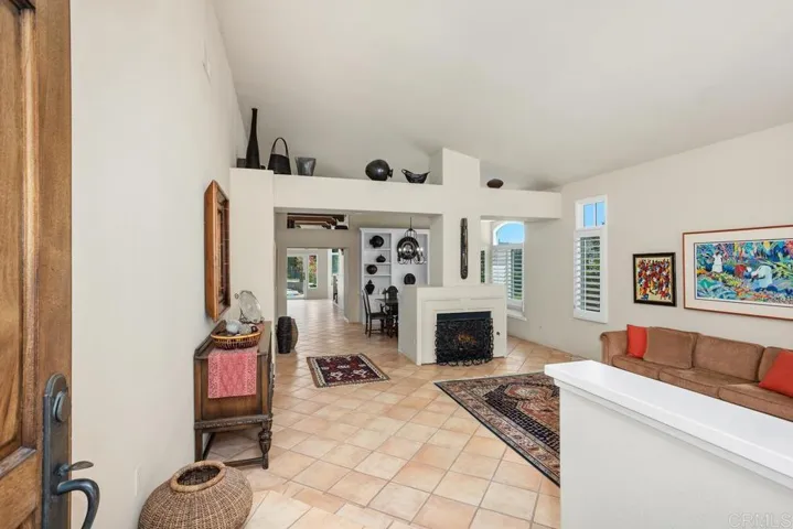 3654 Via Calabria, Escondido, California 92025