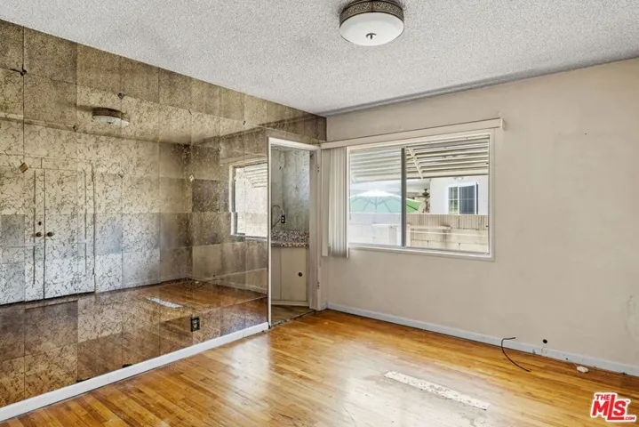 2902 Ladoga Avenue, Long Beach, California 90815