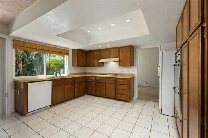 1265 N Andrea Lane, Anaheim Hills, California 92807