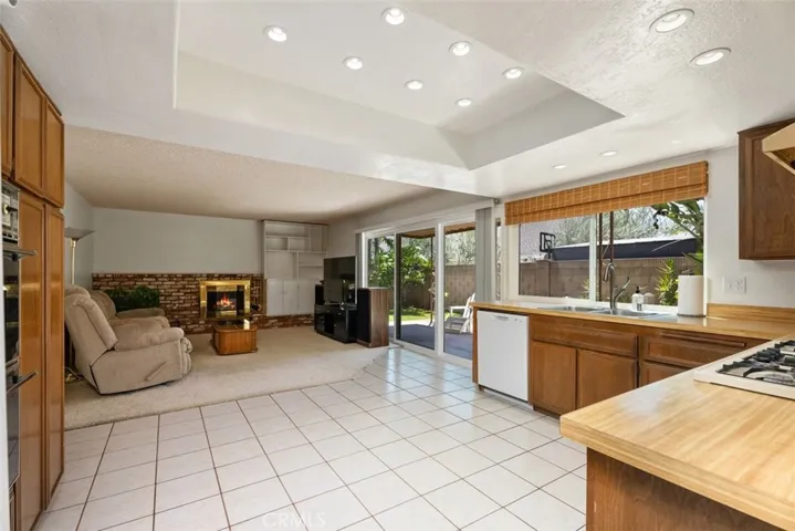 1265 N Andrea Lane, Anaheim Hills, California 92807