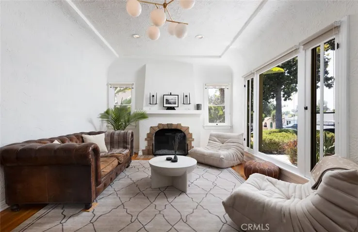 628 Corwin Avenue, Glendale, California 91206