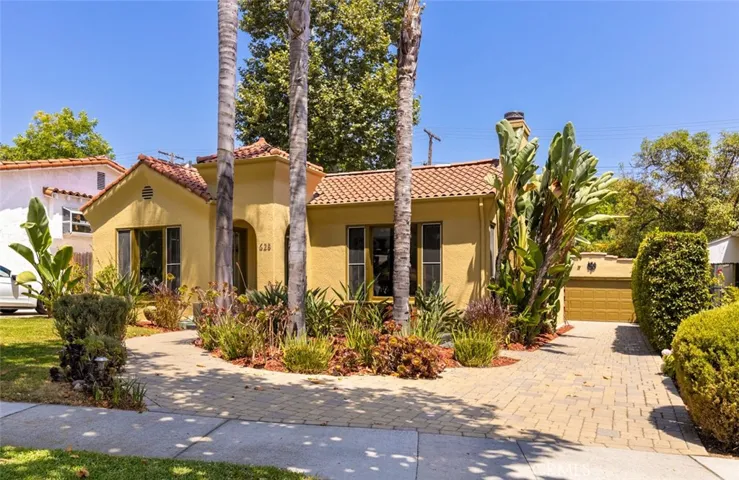 628 Corwin Avenue, Glendale, California 91206
