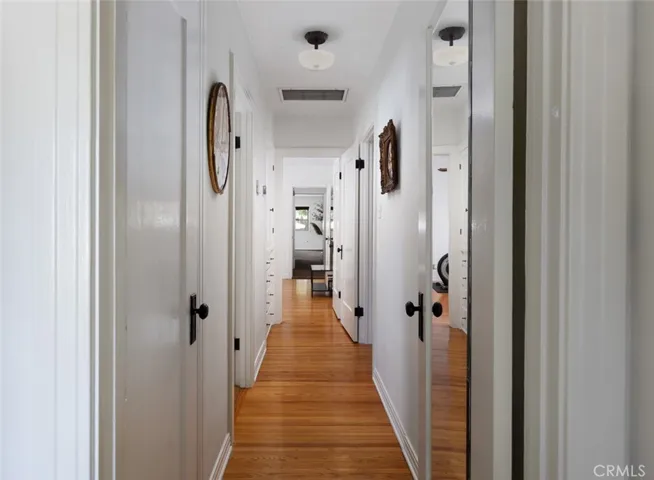 628 Corwin Avenue, Glendale, California 91206