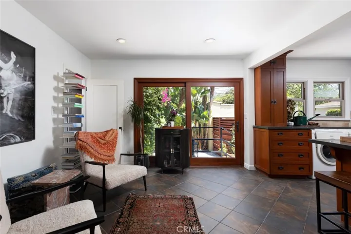628 Corwin Avenue, Glendale, California 91206