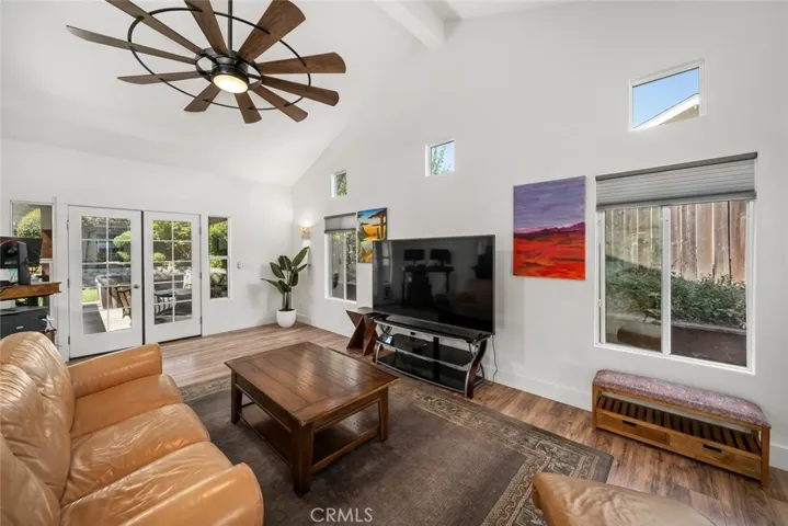 55 Honey Way, Templeton, California 93465