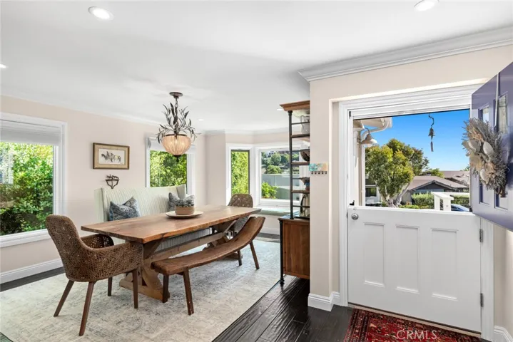 903 Meadowlark, Laguna Beach, California 92651