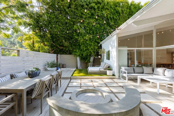 2149 Basil Lane, Los Angeles, California 90077
