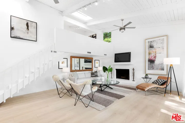 2149 Basil Lane, Los Angeles, California 90077