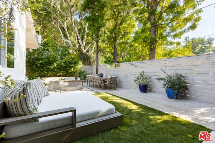 2149 Basil Lane, Los Angeles, California 90077