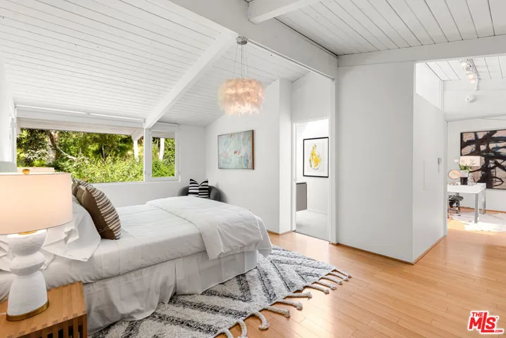 2149 Basil Lane, Los Angeles, California 90077