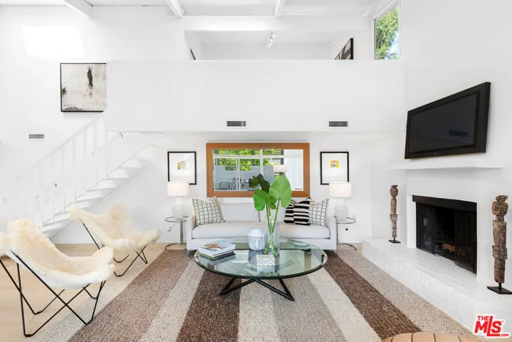 2149 Basil Lane, Los Angeles, California 90077