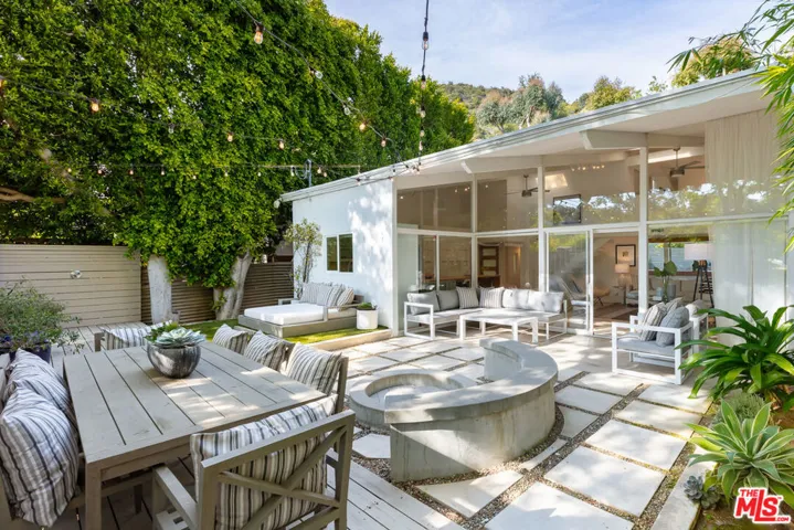 2149 Basil Lane, Los Angeles, California 90077