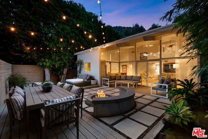 2149 Basil Lane, Los Angeles, California 90077