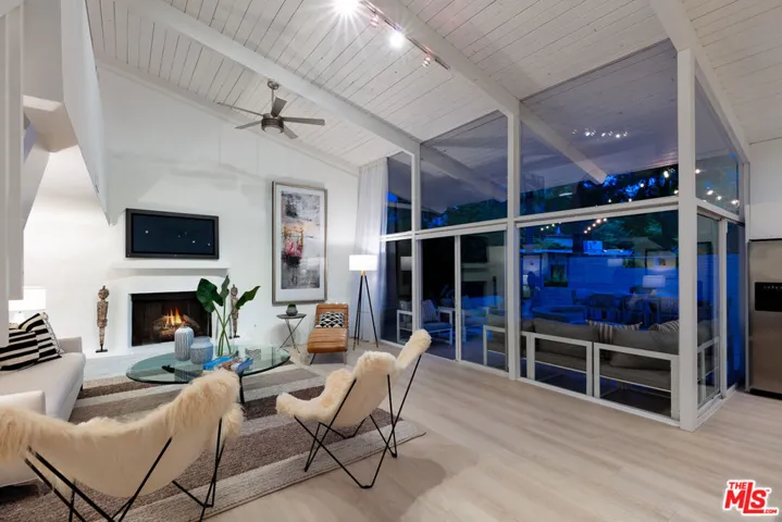 2149 Basil Lane, Los Angeles, California 90077