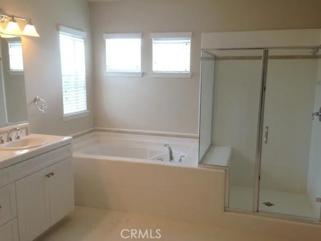 31943 Bitterroot Court, Temecula, California 92592