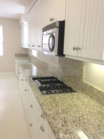 31943 Bitterroot Court, Temecula, California 92592