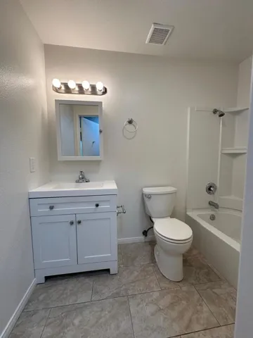 8150 Paradise Valley Ct, Spring Valley, California 91977
