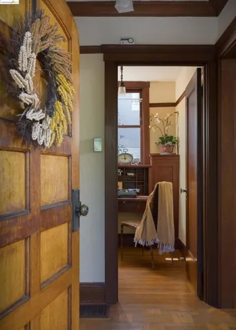 34 Jerome Ave, Piedmont, California 94611