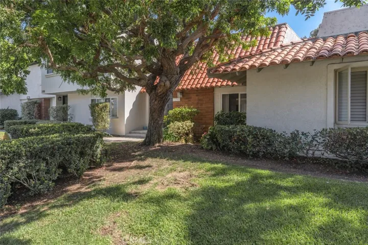 2718 Vista Del Oro, Newport Beach, California 92660