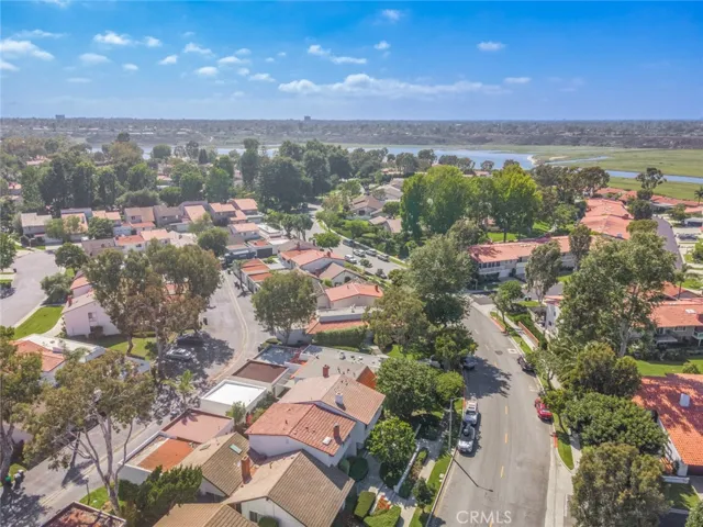 2718 Vista Del Oro, Newport Beach, California 92660