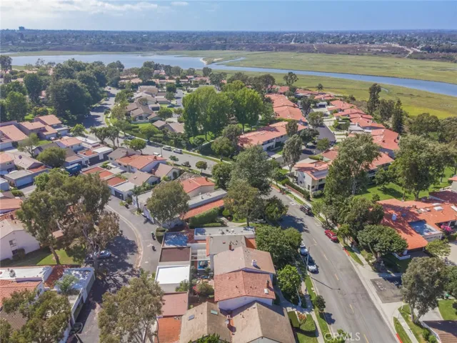 2718 Vista Del Oro, Newport Beach, California 92660