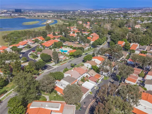 2718 Vista Del Oro, Newport Beach, California 92660