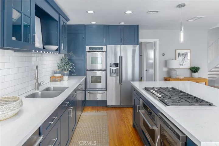 2718 Vista Del Oro, Newport Beach, California 92660