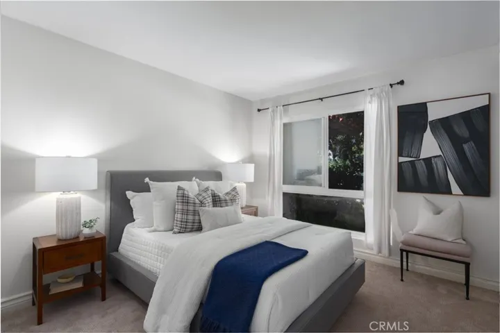2718 Vista Del Oro, Newport Beach, California 92660
