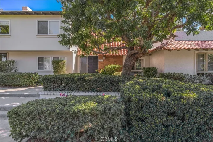 2718 Vista Del Oro, Newport Beach, California 92660