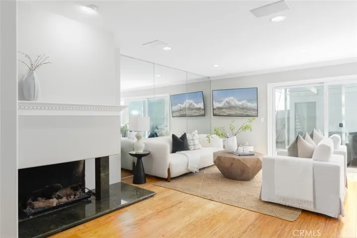 2718 Vista Del Oro, Newport Beach, California 92660