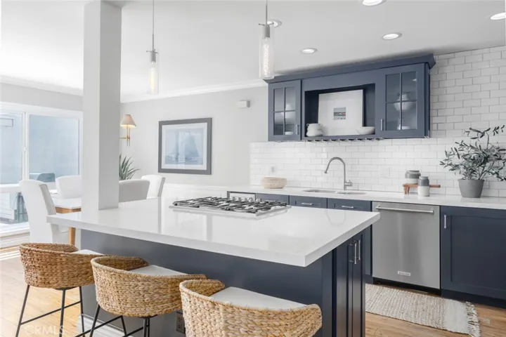 2718 Vista Del Oro, Newport Beach, California 92660