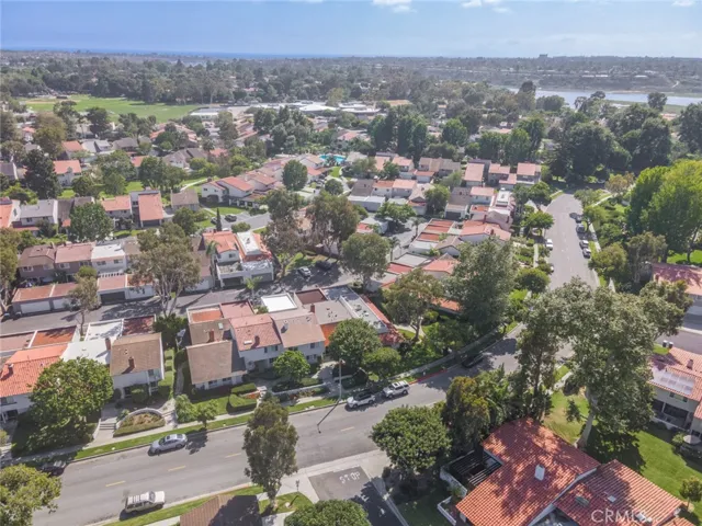 2718 Vista Del Oro, Newport Beach, California 92660