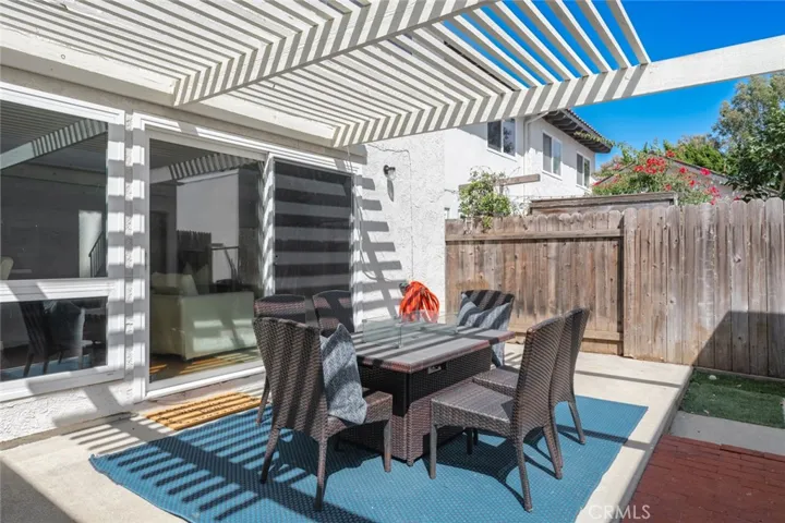 2718 Vista Del Oro, Newport Beach, California 92660