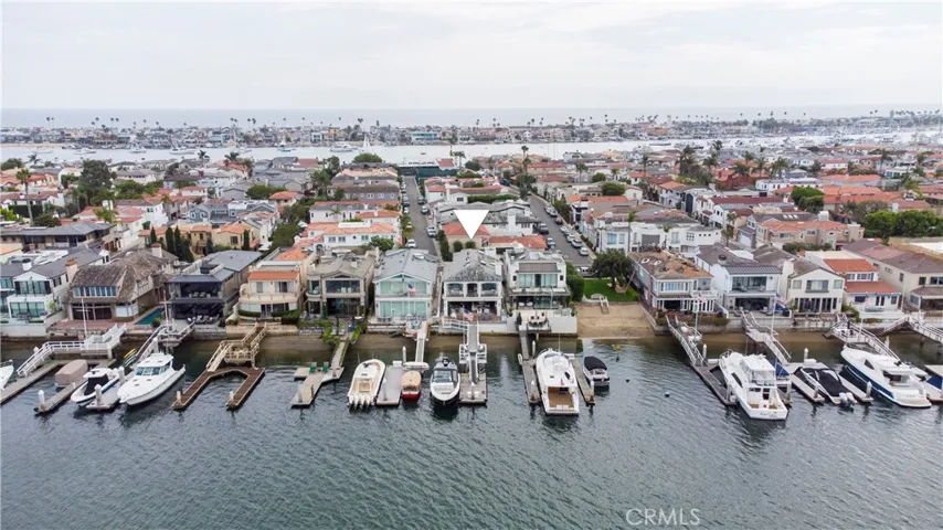 704 Via Lido Nord, Newport Beach, California 92663