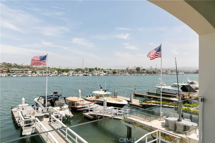 704 Via Lido Nord, Newport Beach, California 92663
