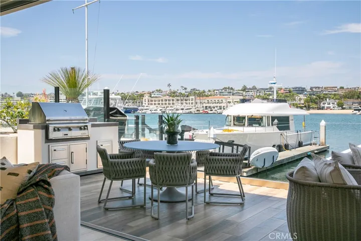 704 Via Lido Nord, Newport Beach, California 92663